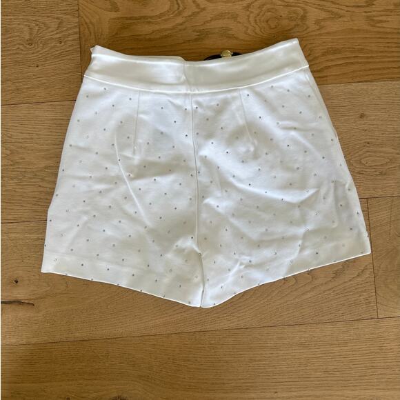 Marciano by Guess - Shimmy Shorts in Macademia White & Silver - Picture 4 of 4